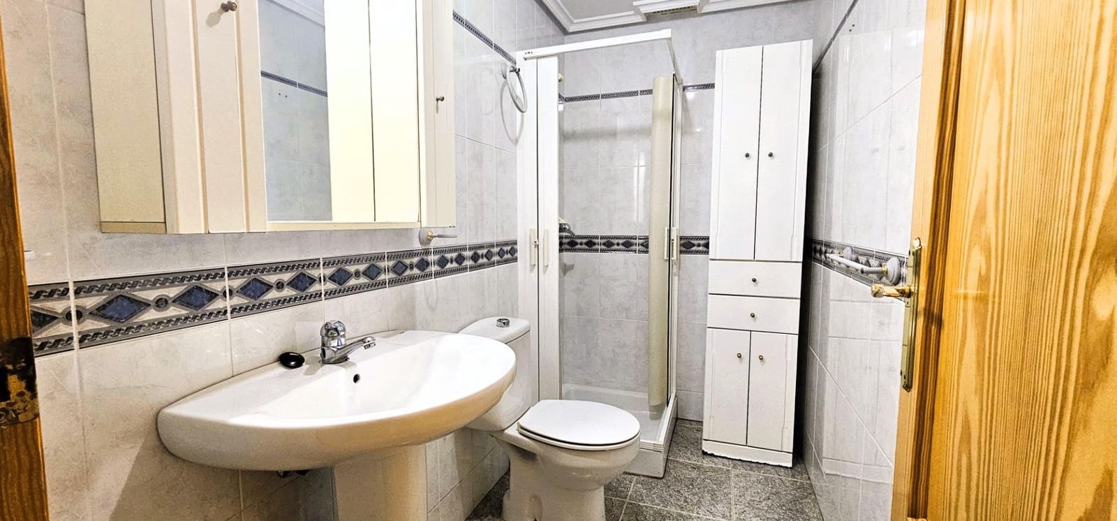 4 bedroom Villa for sale in Aguilas - € 175,000 (Ref: 9712109)