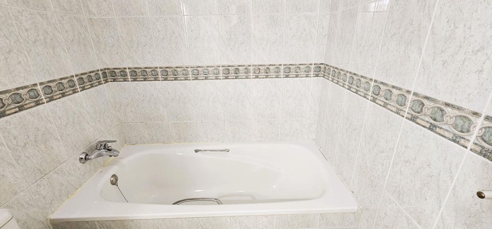 4 bedroom Villa for sale in Aguilas - € 175,000 (Ref: 9712109)