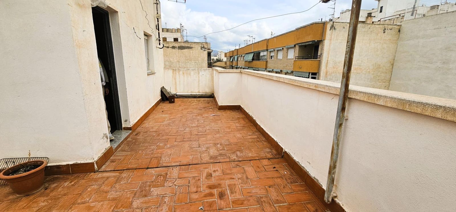 4 bedroom Villa for sale in Aguilas - € 175,000 (Ref: 9712109)