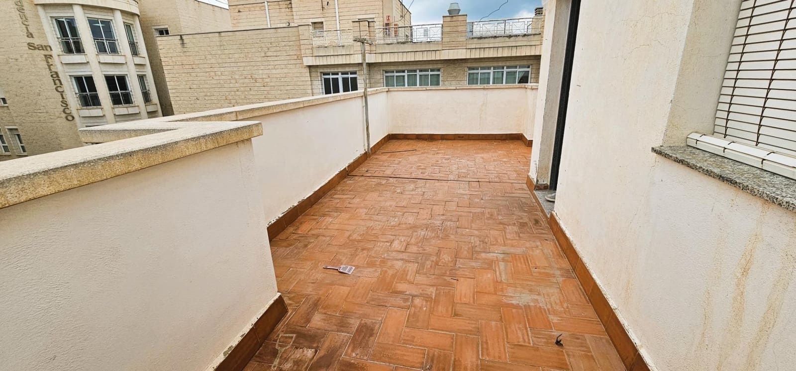 4 bedroom Villa for sale in Aguilas - € 175,000 (Ref: 9712109)