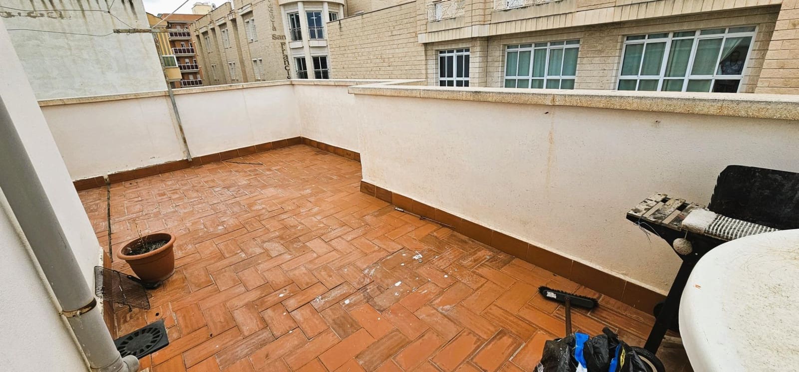 4 bedroom Villa for sale in Aguilas - € 175,000 (Ref: 9712109)