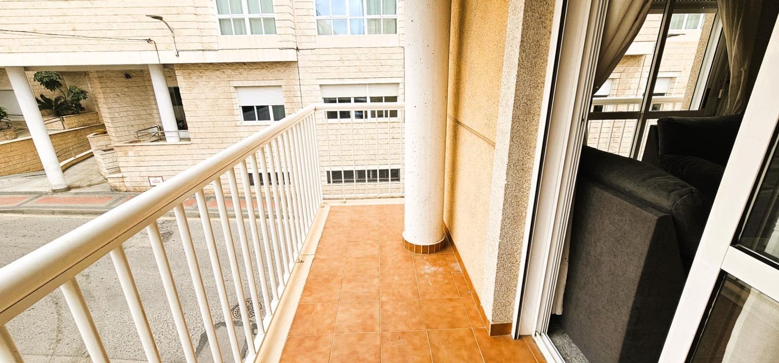 4 bedroom Villa for sale in Aguilas - € 175,000 (Ref: 9712109)