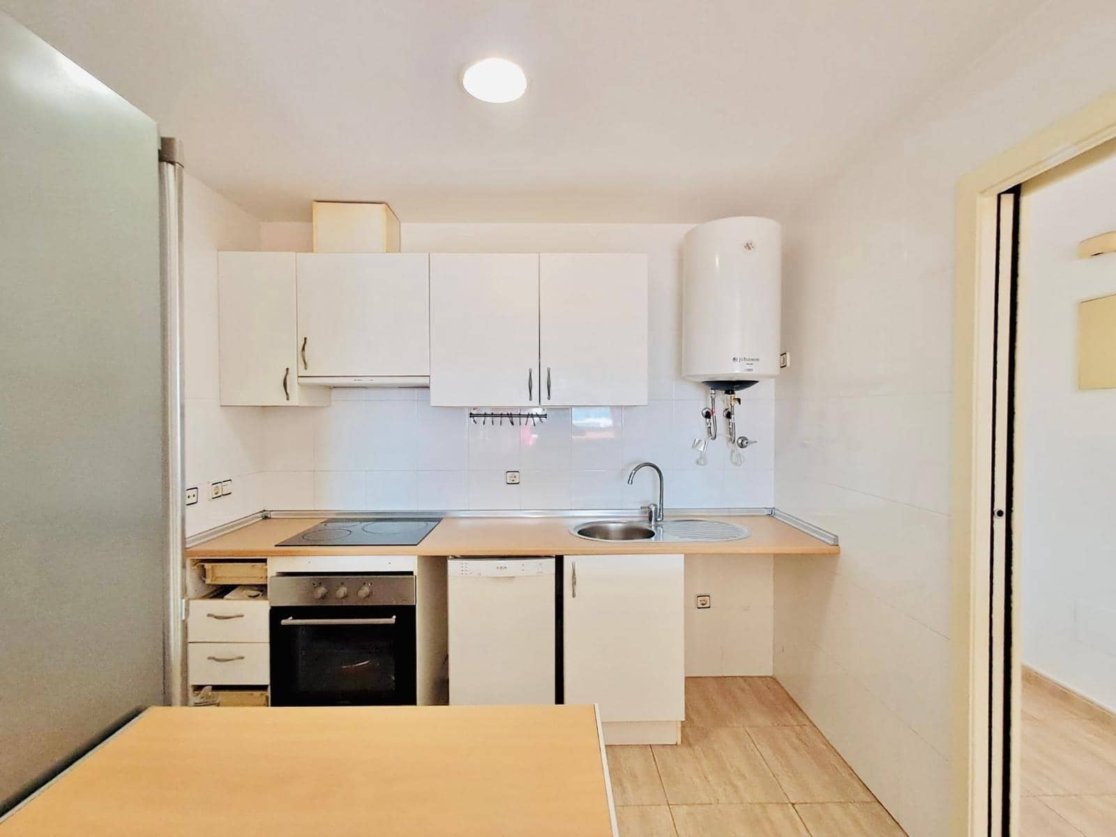2 bedroom Apartment for sale in Aguilas with pool garage - € 250,000 (Ref: 9715030)