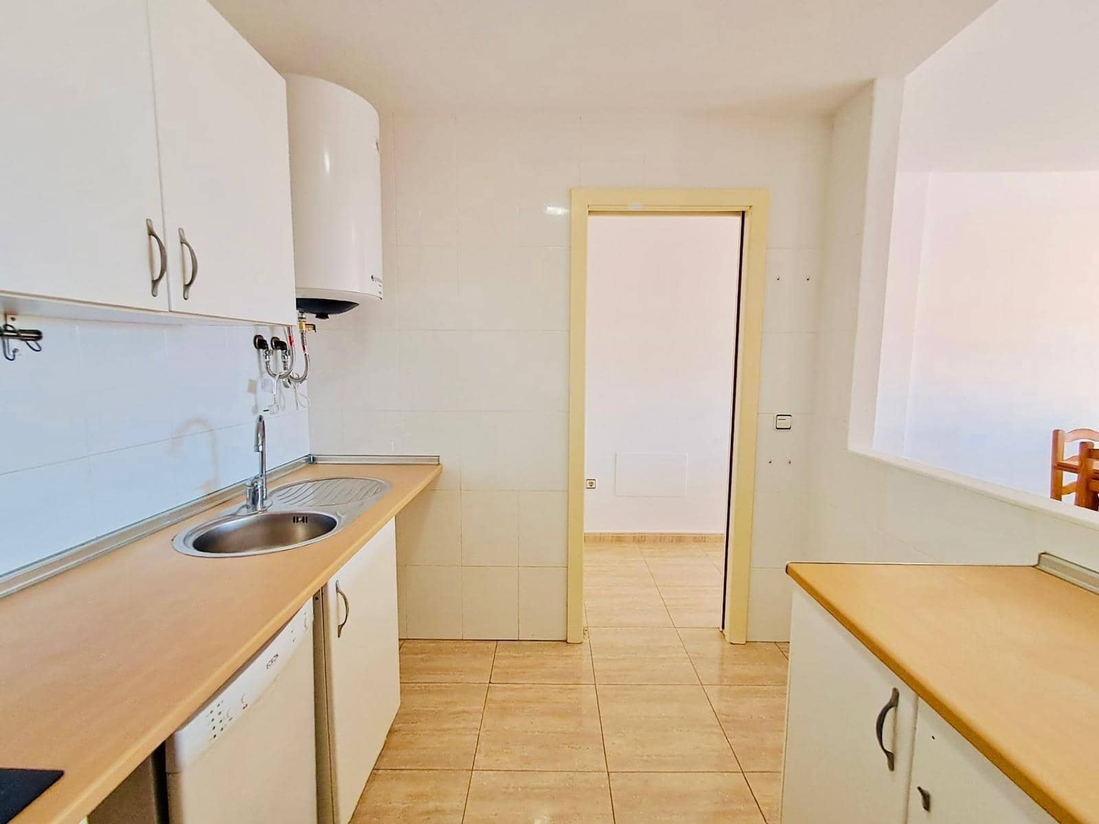 2 bedroom Apartment for sale in Aguilas with pool garage - € 250,000 (Ref: 9715030)