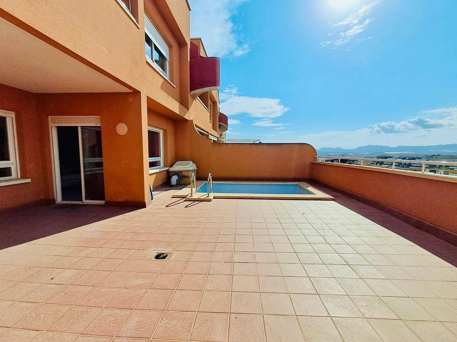 2 bedroom Apartment for sale in Aguilas with pool garage - € 250,000 (Ref: 9715030)