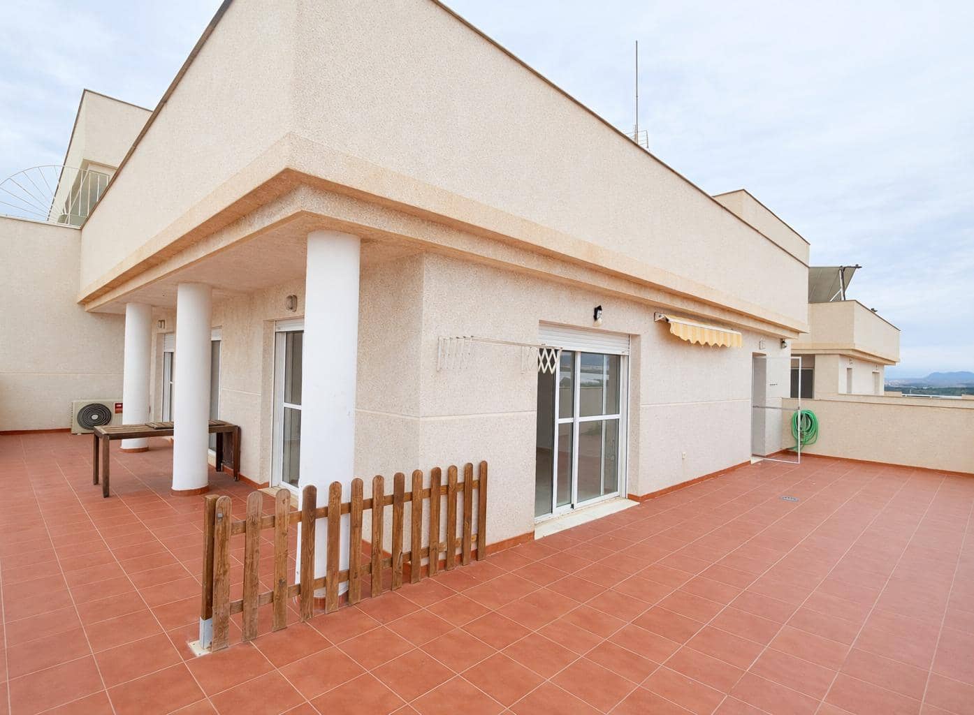 2 soverom Penthouse til salgs i Aguilas med svømmebasseng garasje - € 330 000 (Ref: 9732367)