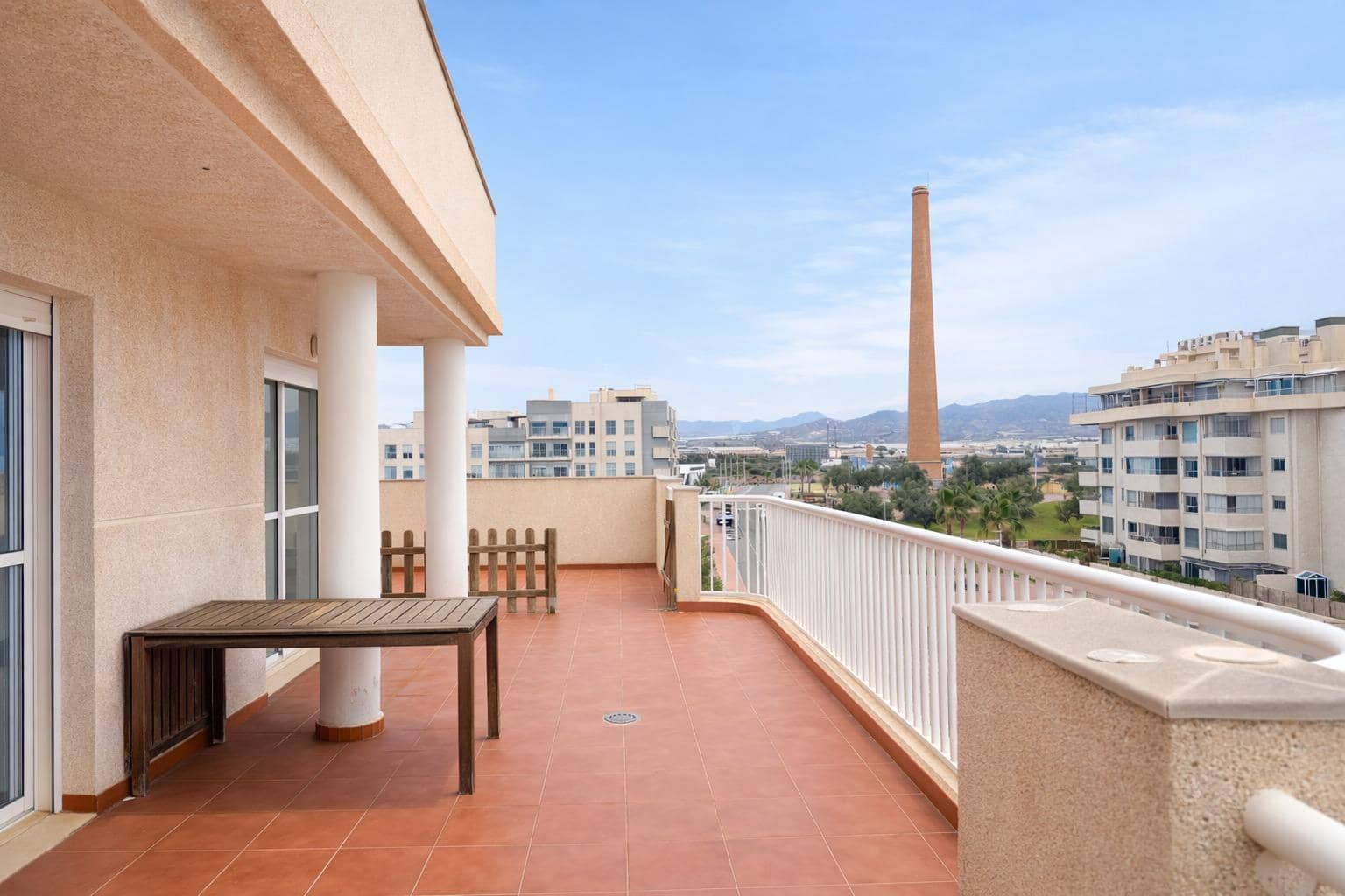 2 soverom Penthouse til salgs i Aguilas med svømmebasseng garasje - € 330 000 (Ref: 9732367)