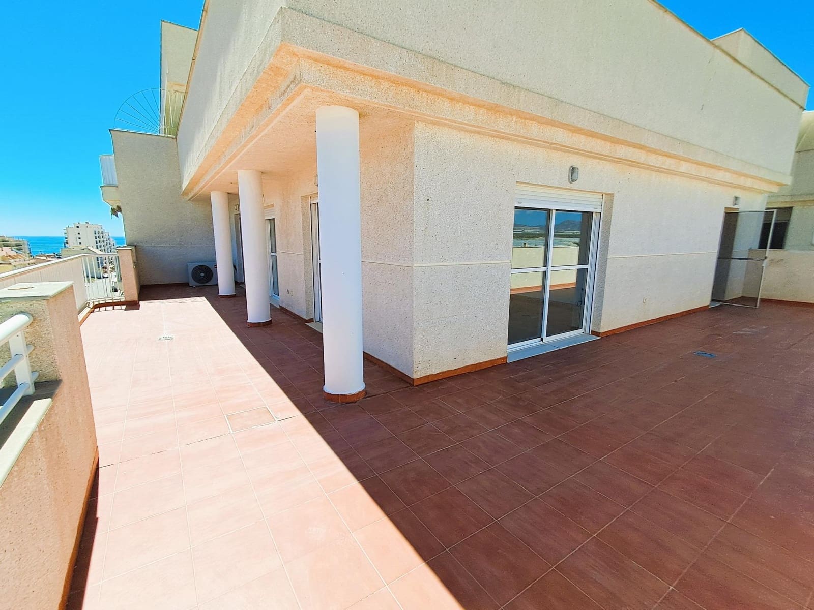 2 soverom Penthouse til salgs i Aguilas med svømmebasseng garasje - € 330 000 (Ref: 9732367)
