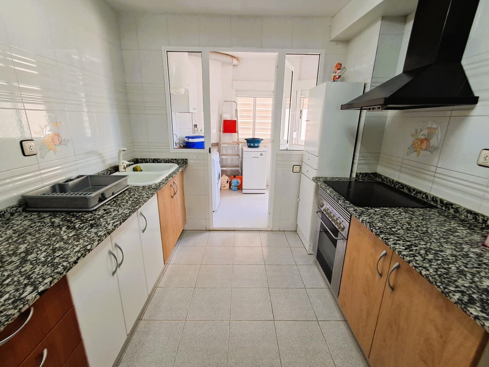 3 bedroom Flat for sale in Aguilas with pool garage - € 390,000 (Ref: 9770763)