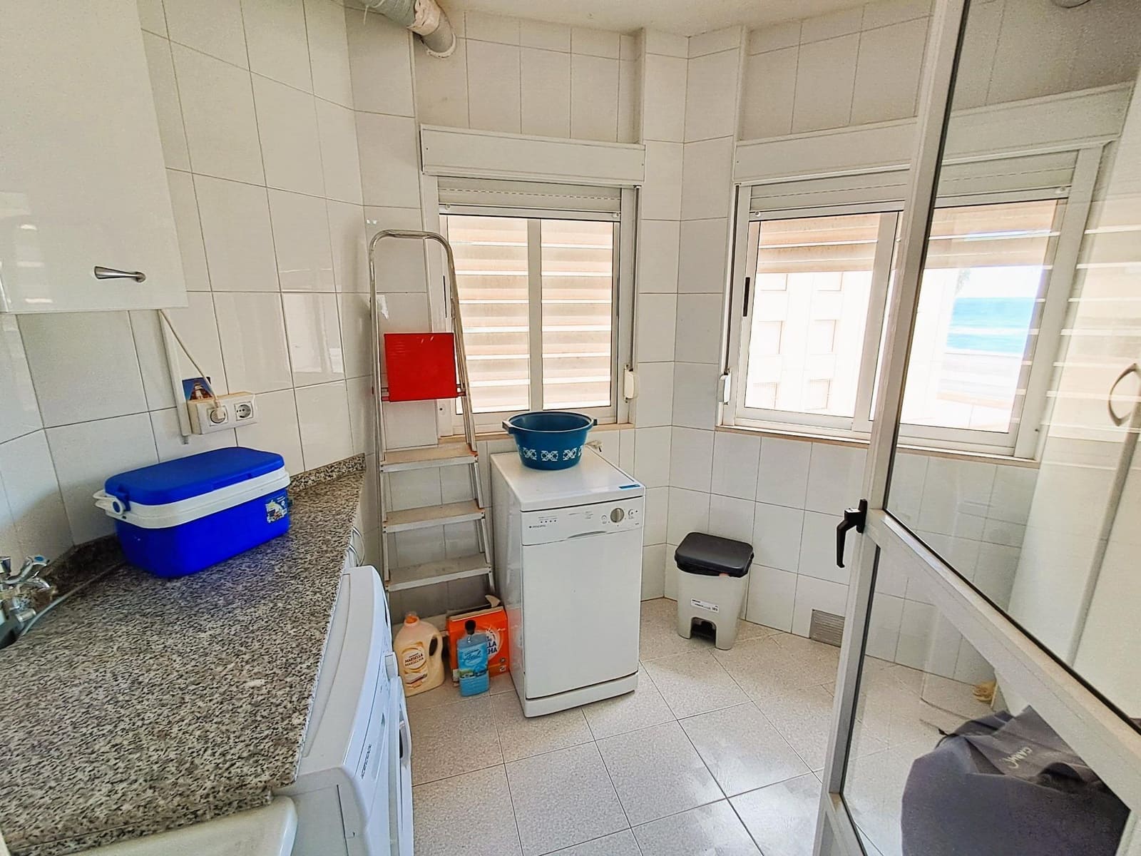 3 bedroom Flat for sale in Aguilas with pool garage - € 390,000 (Ref: 9770763)