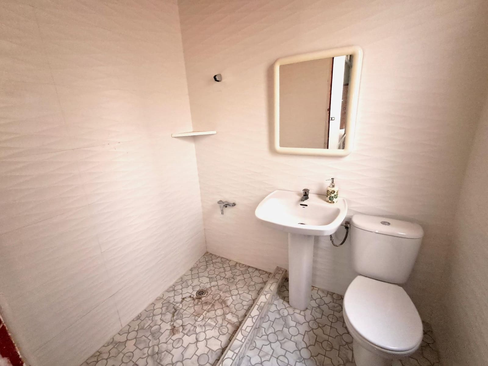 1 quarto Comercial para venda em Aguilas com garagem - 70 000 € (Ref: 9808099)