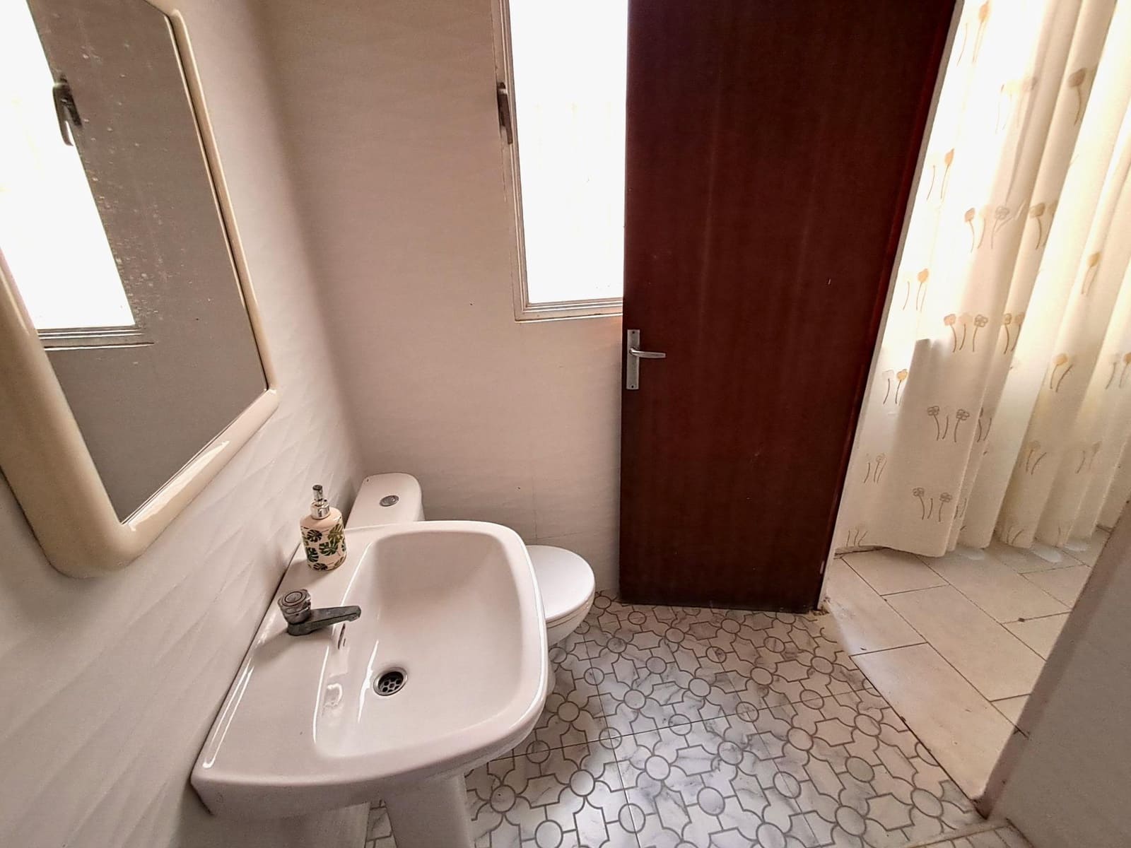 1 quarto Comercial para venda em Aguilas com garagem - 70 000 € (Ref: 9808099)