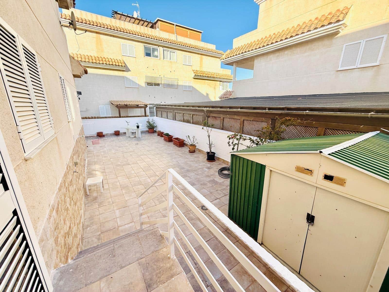 3 bedroom Flat for sale in Los Collados with pool garage - € 195,000 (Ref: 9833786)
