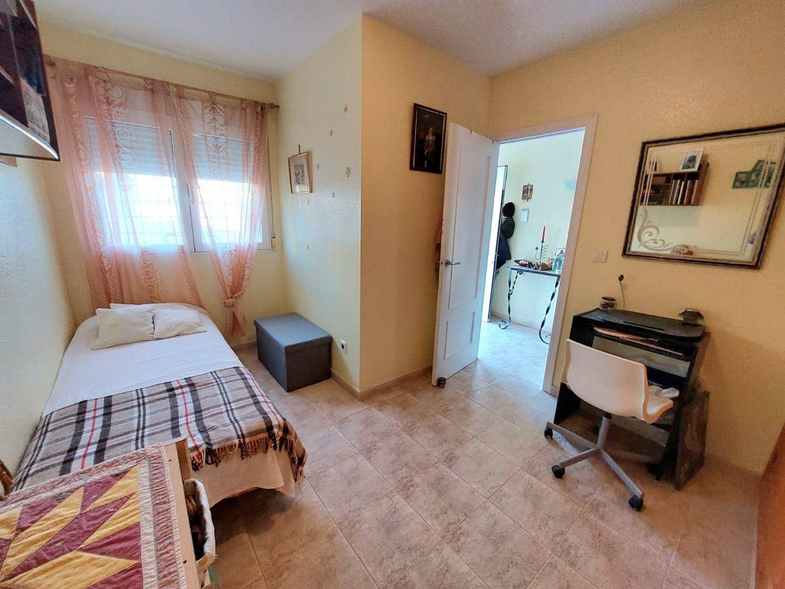 4 quarto Moradia para venda em Calabardina com garagem - 335 000 € (Ref: 9846549)
