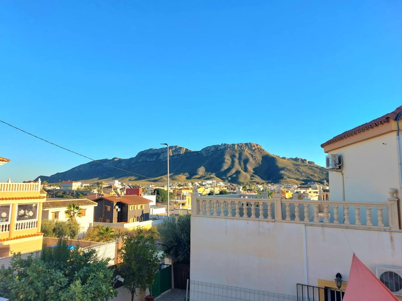 4 quarto Moradia para venda em Calabardina com garagem - 335 000 € (Ref: 9846549)