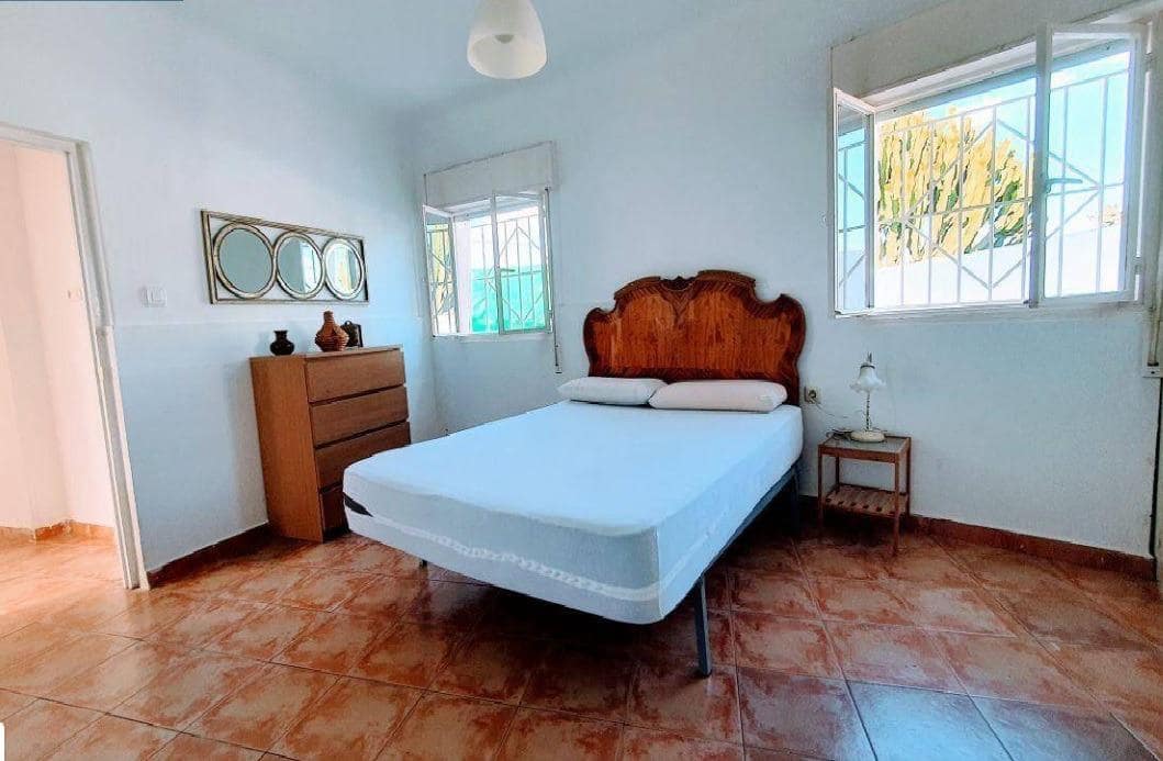 2 soverom Villa til salgs i Los Collados med svømmebasseng garasje - € 175 000 (Ref: 9884941)