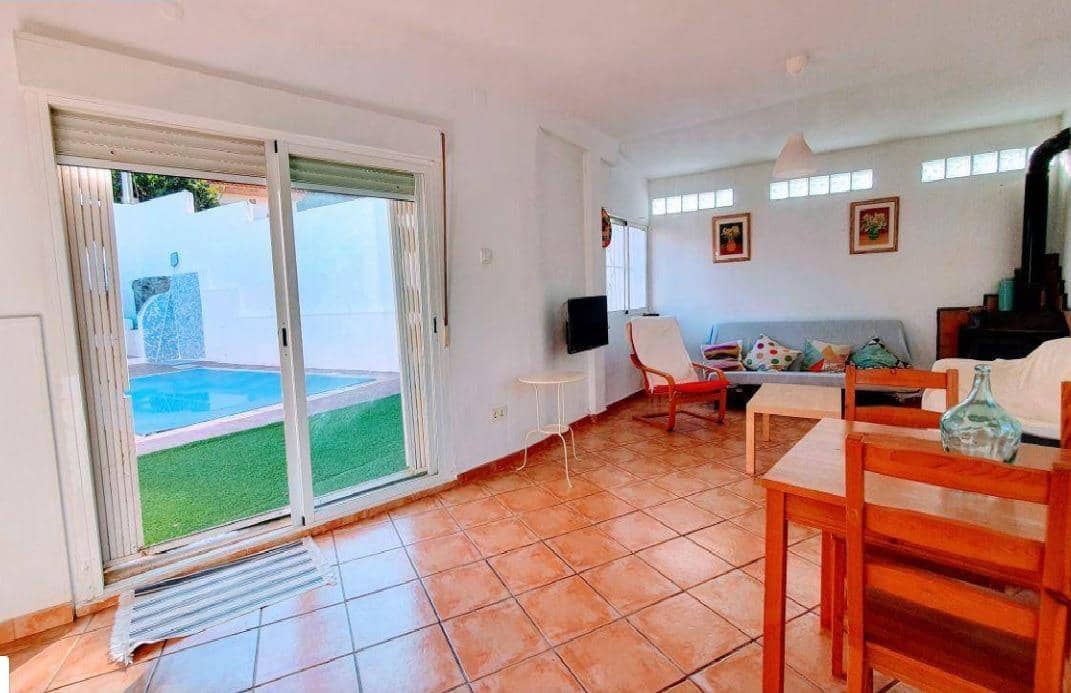 2 soverom Villa til salgs i Los Collados med svømmebasseng garasje - € 175 000 (Ref: 9884941)