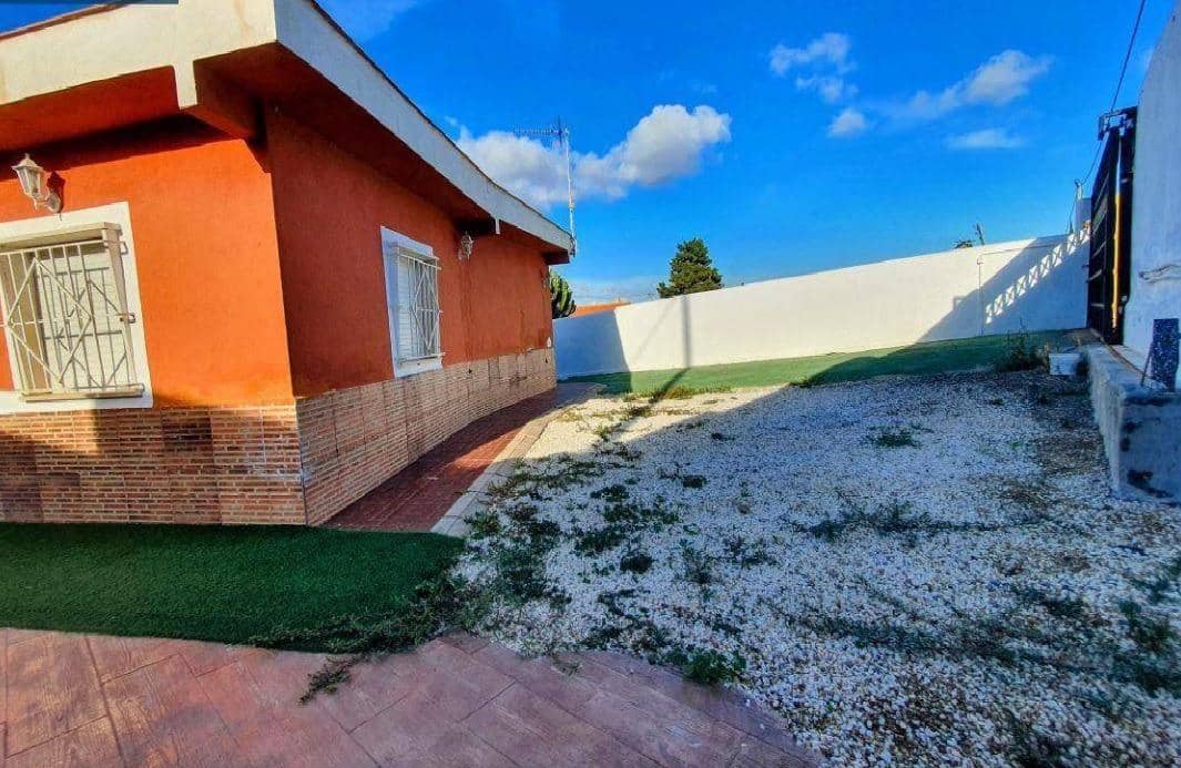 2 soverom Villa til salgs i Los Collados med svømmebasseng garasje - € 175 000 (Ref: 9884941)