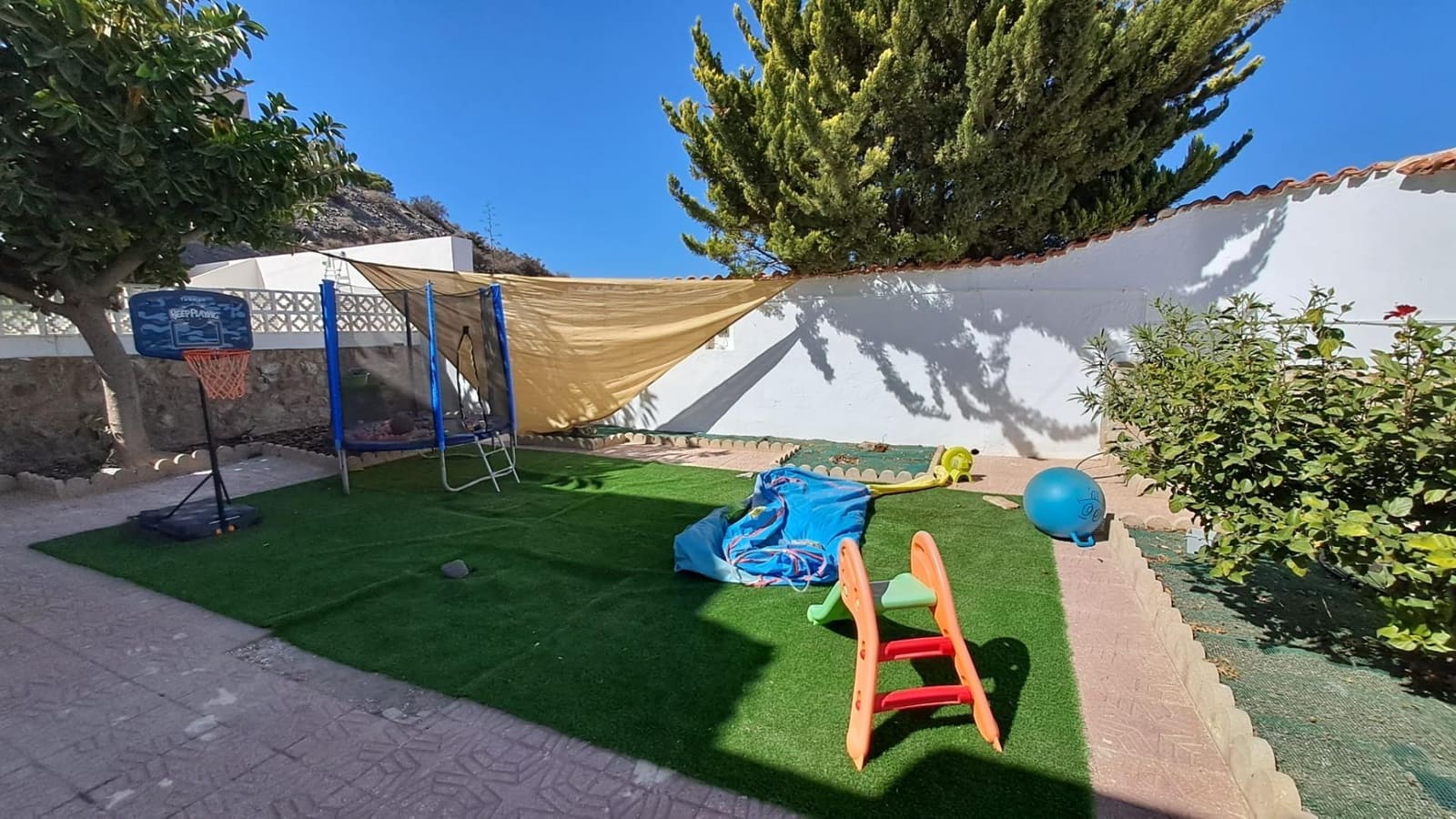 Chalet de 5 habitaciones en Aguilas en venta con garaje - 1.900.000 € (Ref: 9908111)