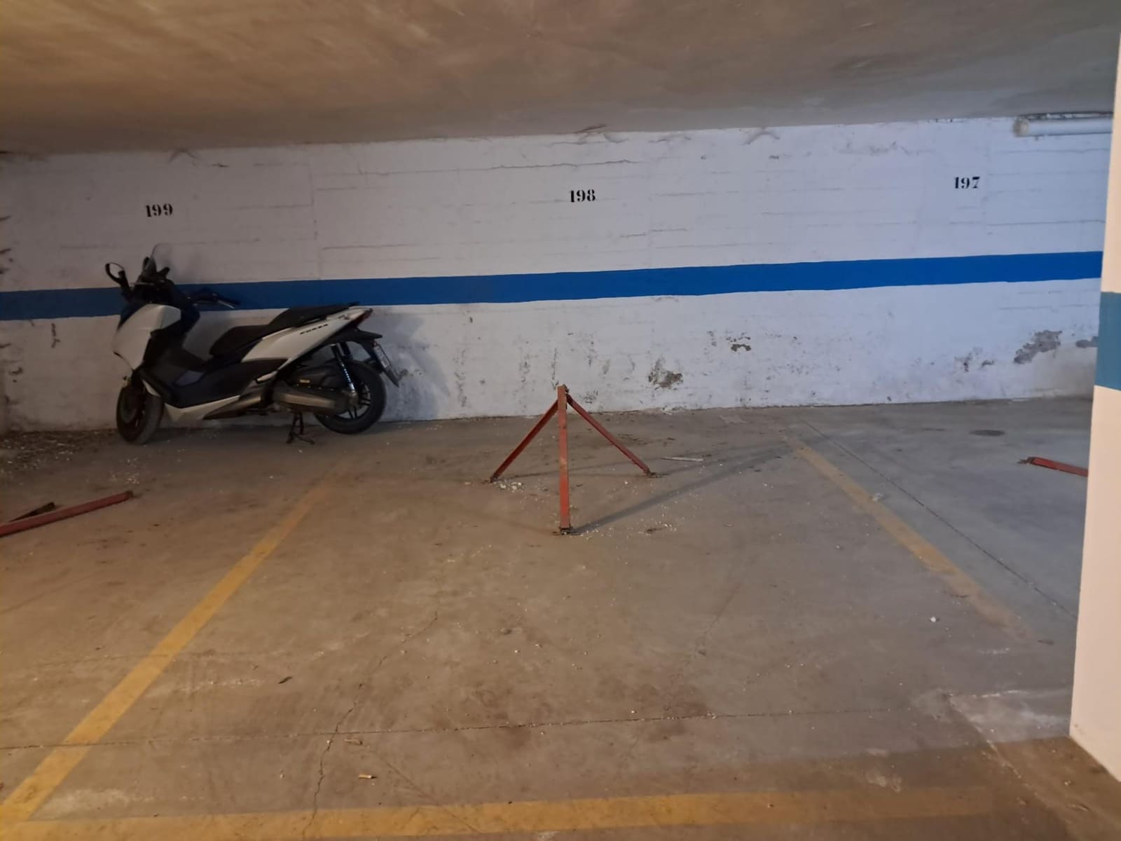 Garage for sale in Aguilas - € 32,000 (Ref: 9915980)