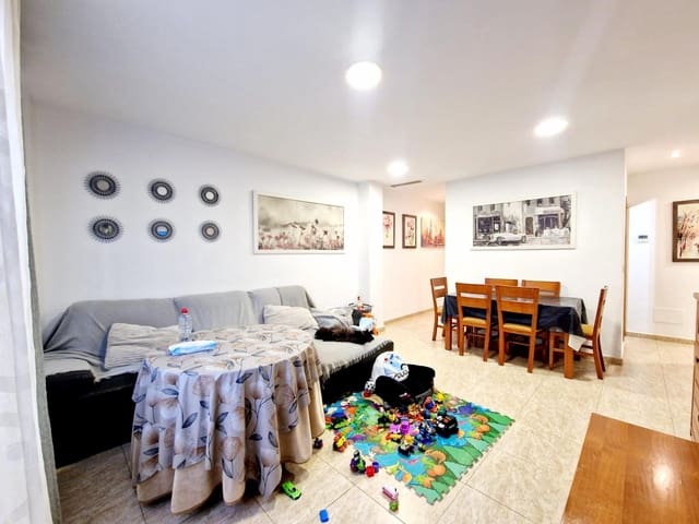 3 makuuhuone Asunto myytävänä paikassa Aguilas - 136 000 € (Ref: 9940075)
