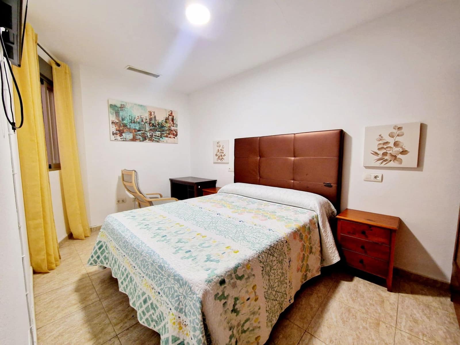 Piso de 4 habitaciones en Aguilas en venta - 136.000 € (Ref: 9940075)