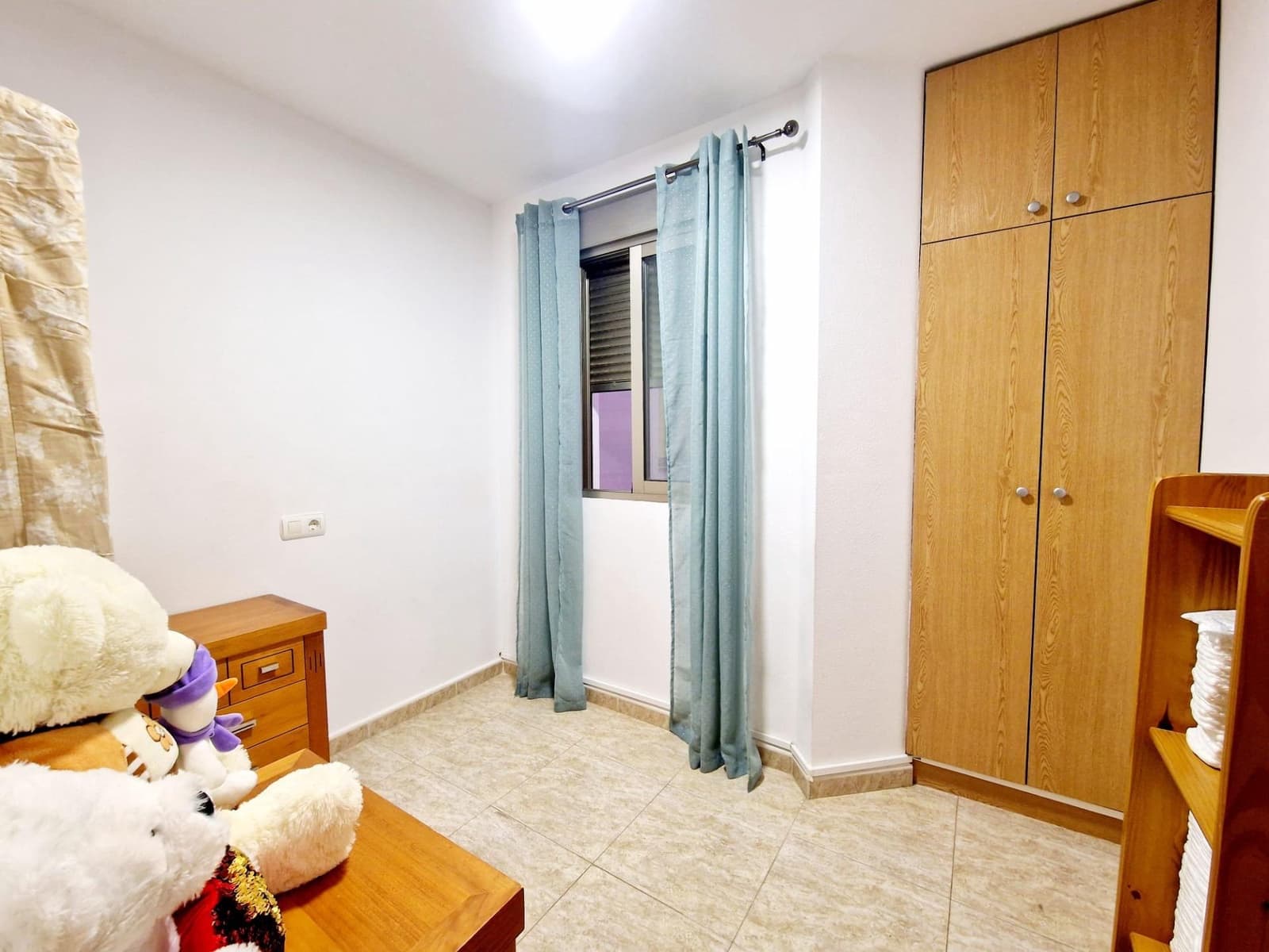 Piso de 4 habitaciones en Aguilas en venta - 136.000 € (Ref: 9940075)
