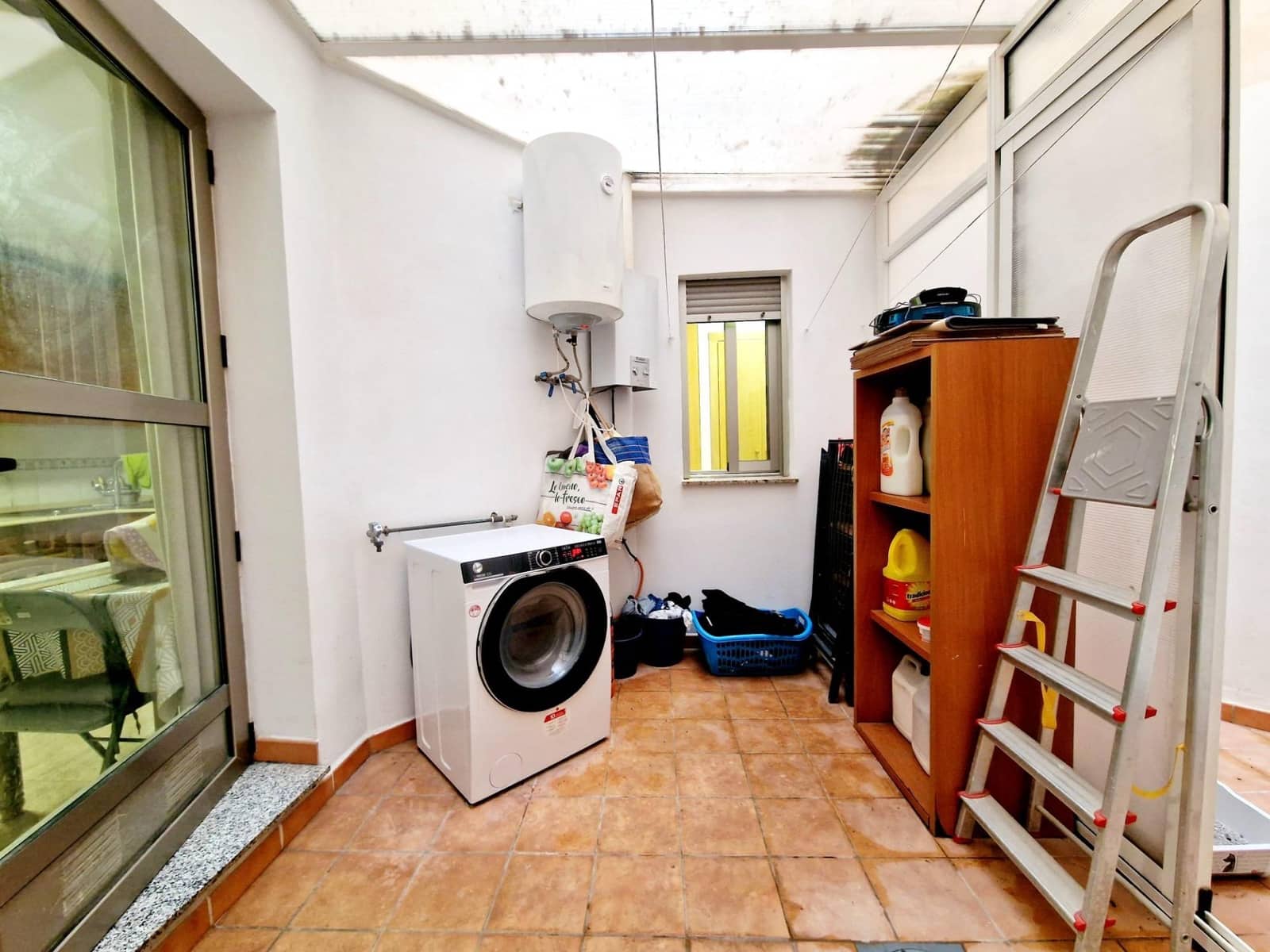 Piso de 4 habitaciones en Aguilas en venta - 136.000 € (Ref: 9940075)