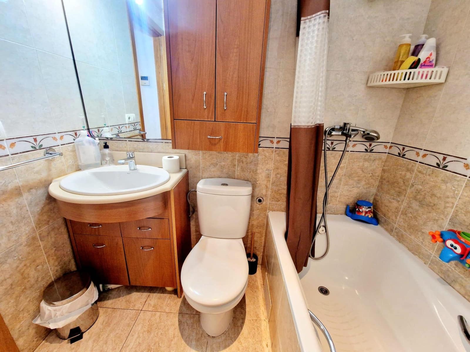 Piso de 4 habitaciones en Aguilas en venta - 136.000 € (Ref: 9940075)
