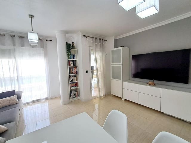 Piso de 3 habitaciones en Aguilas en venta con garaje - 215.000 € (Ref: 9977426)
