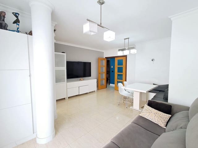 Piso de 3 habitaciones en Aguilas en venta con garaje - 215.000 € (Ref: 9977426)