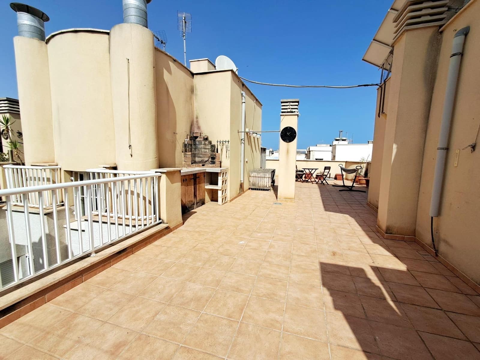 3 bedroom Flat for sale in Aguilas with garage - € 215,000 (Ref: 9977426)