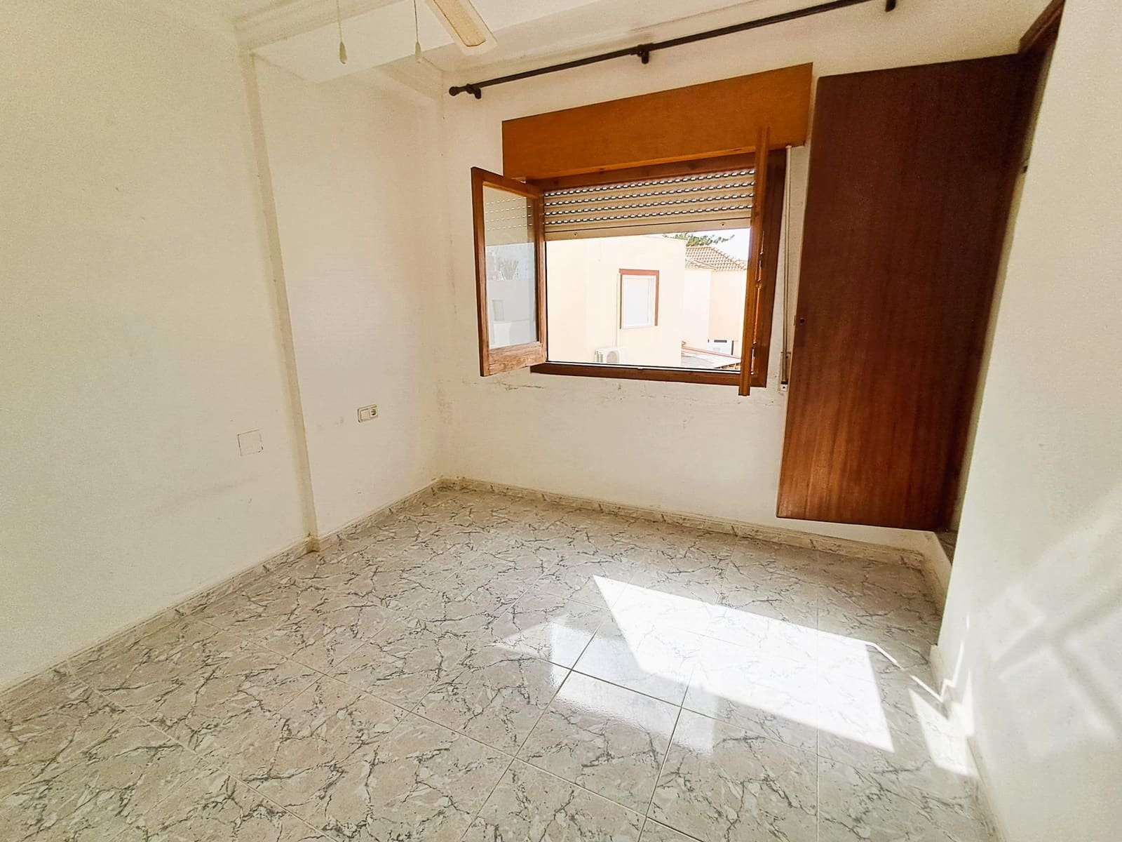 4 sypialnia Apartament na sprzedaż w San Juan de los Terreros z garażem - 270 000 € (Ref: 9977427)
