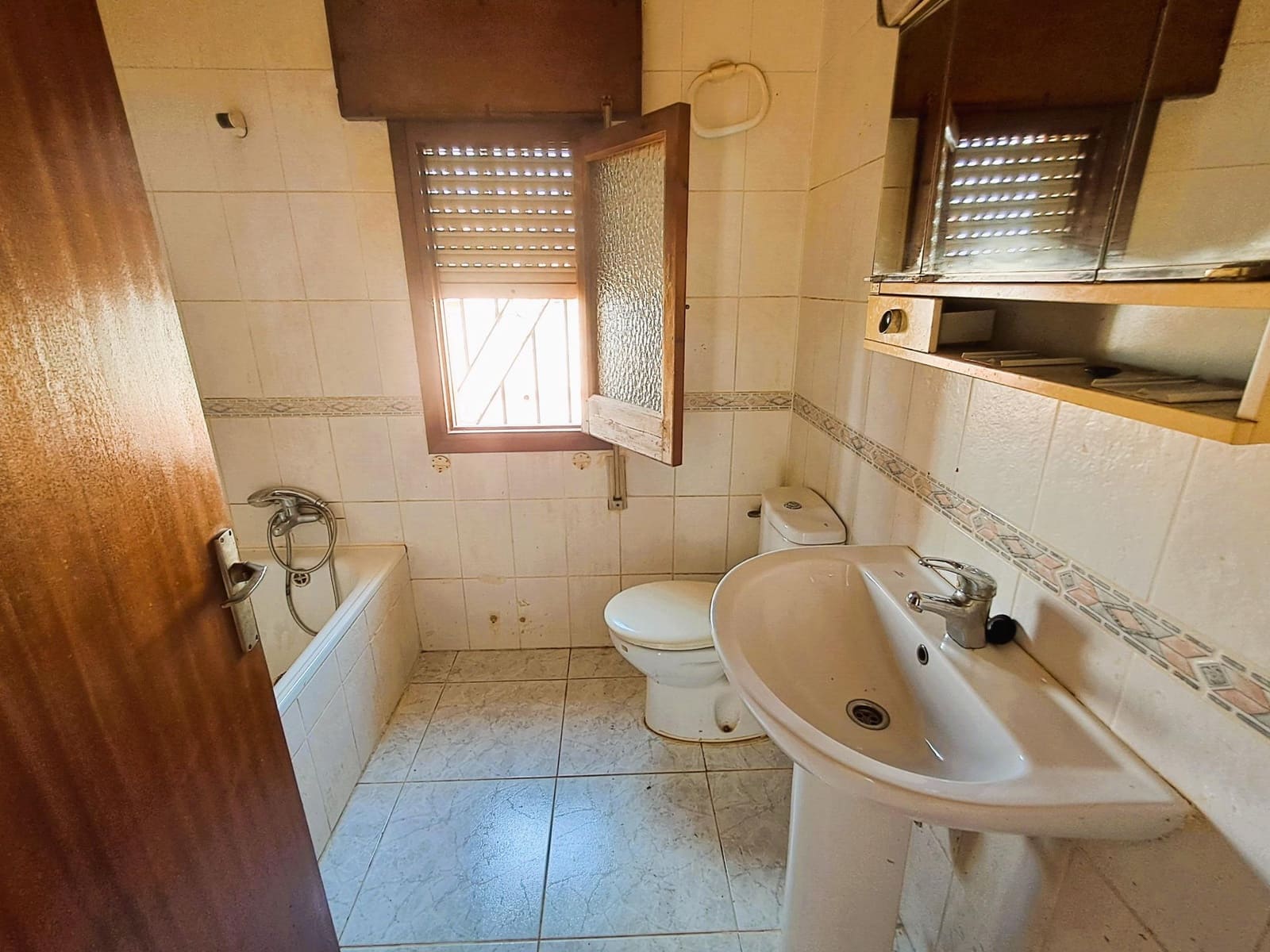 4 sypialnia Apartament na sprzedaż w San Juan de los Terreros z garażem - 270 000 € (Ref: 9977427)