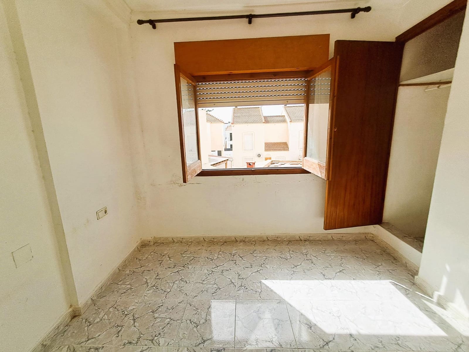 4 sypialnia Apartament na sprzedaż w San Juan de los Terreros z garażem - 270 000 € (Ref: 9977427)