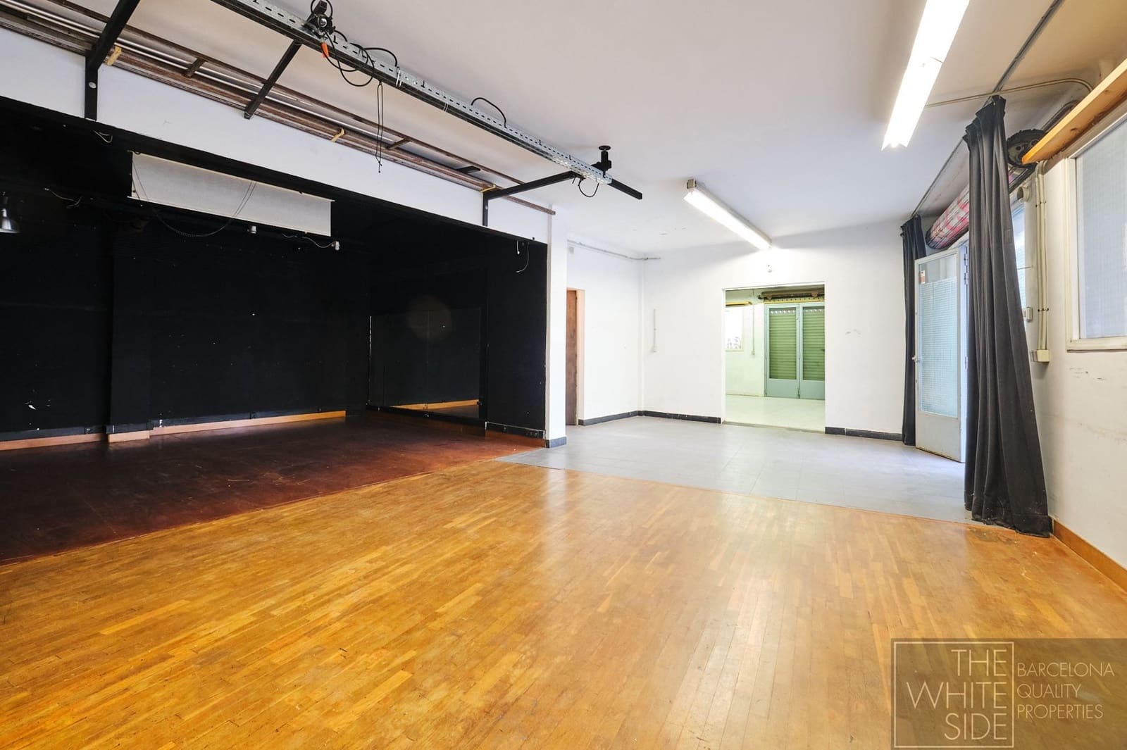 1 sypialnia Komercyjne na sprzedaż w Miasto Barcelona - 195 000 € (Ref: 10097631)