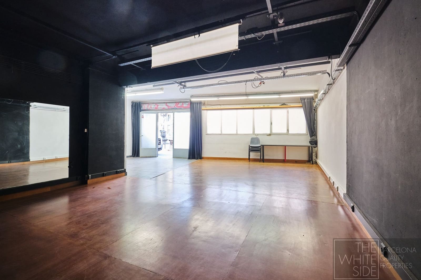 1 sypialnia Komercyjne na sprzedaż w Miasto Barcelona - 195 000 € (Ref: 10097631)