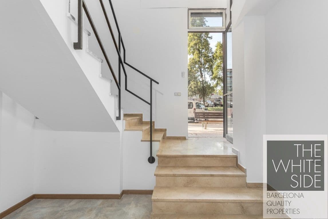 Komercyjne na sprzedaż w Miasto Barcelona - 144 500 € (Ref: 8333277)