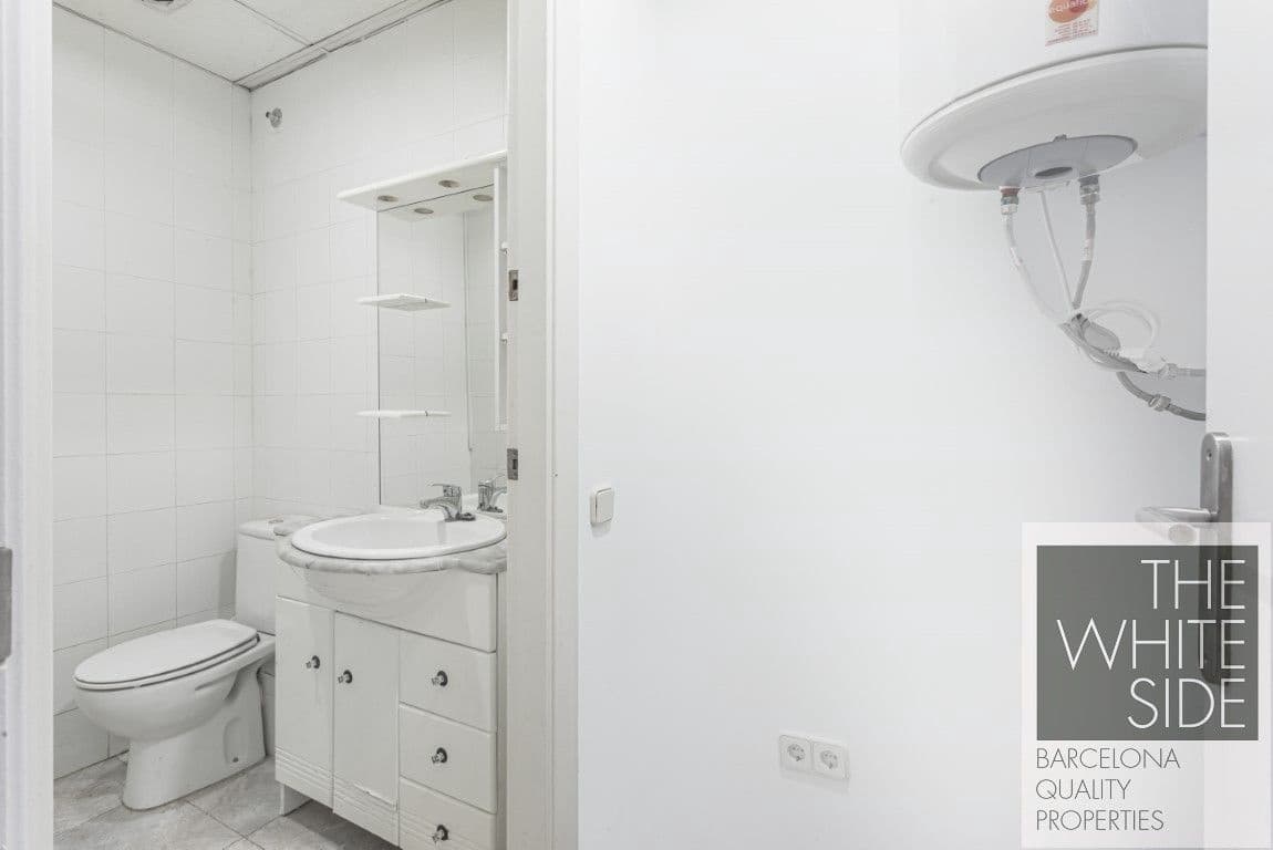 Komercyjne na sprzedaż w Miasto Barcelona - 144 500 € (Ref: 8333277)