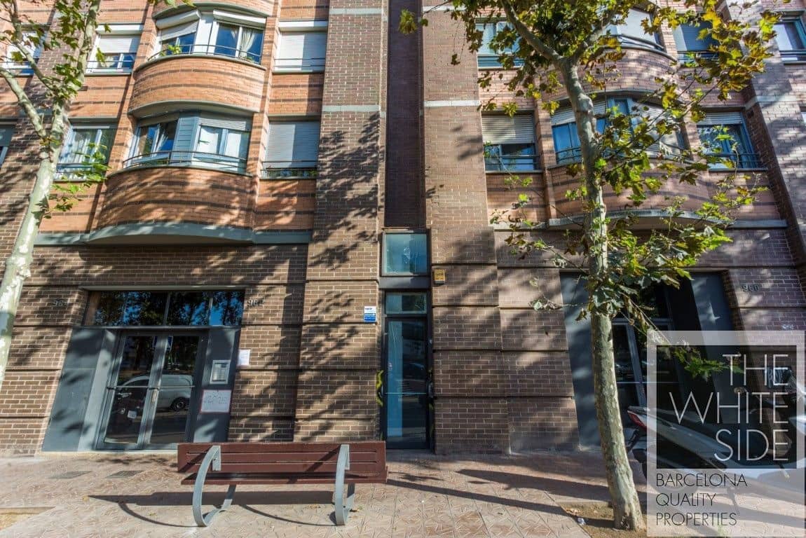 Komercyjne na sprzedaż w Miasto Barcelona - 144 500 € (Ref: 8333277)