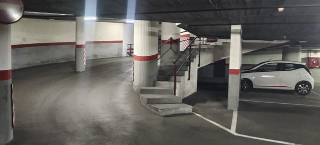 Garage til salg i Sant Gervasi - Galvany, Barcelona by - € 16.900 (Ref: 8583966)