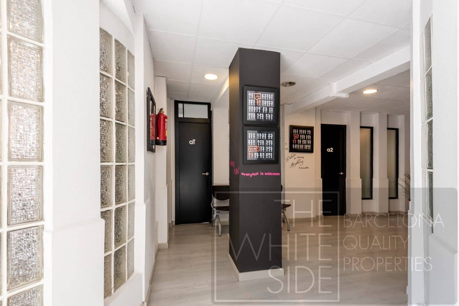 Commercieel te koop in L'Hospitalet de Llobregat - € 179.000 (Ref: 8644748)