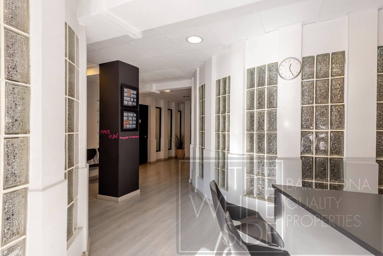 Commercieel te koop in L'Hospitalet de Llobregat - € 179.000 (Ref: 8644748)