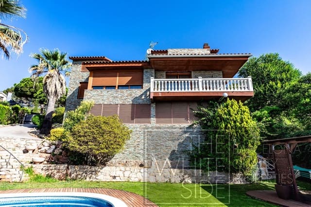 4 bedroom Villa for sale in Pallejà with pool garage - € 945,000 (Ref: 9115890)