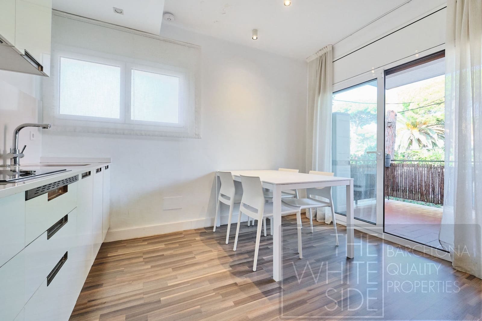 2 soveværelse Lejlighed til salg i Castelldefels med garage - € 395.000 (Ref: 9300549)