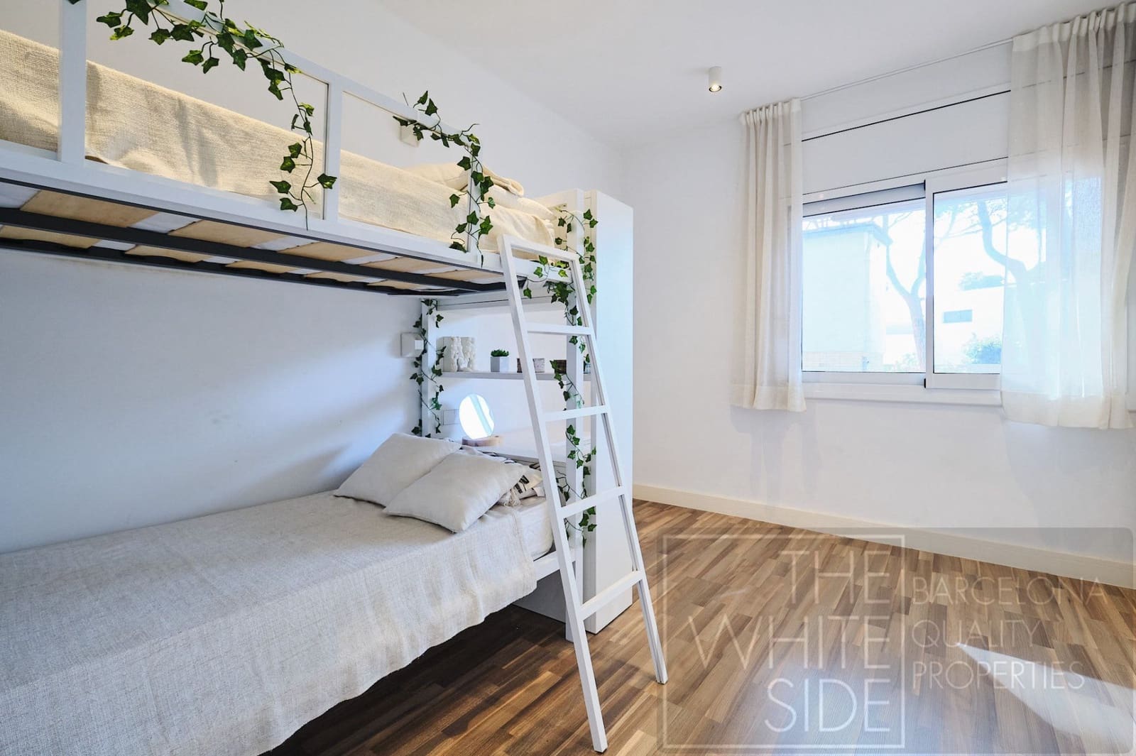 2 soveværelse Lejlighed til salg i Castelldefels med garage - € 395.000 (Ref: 9300549)