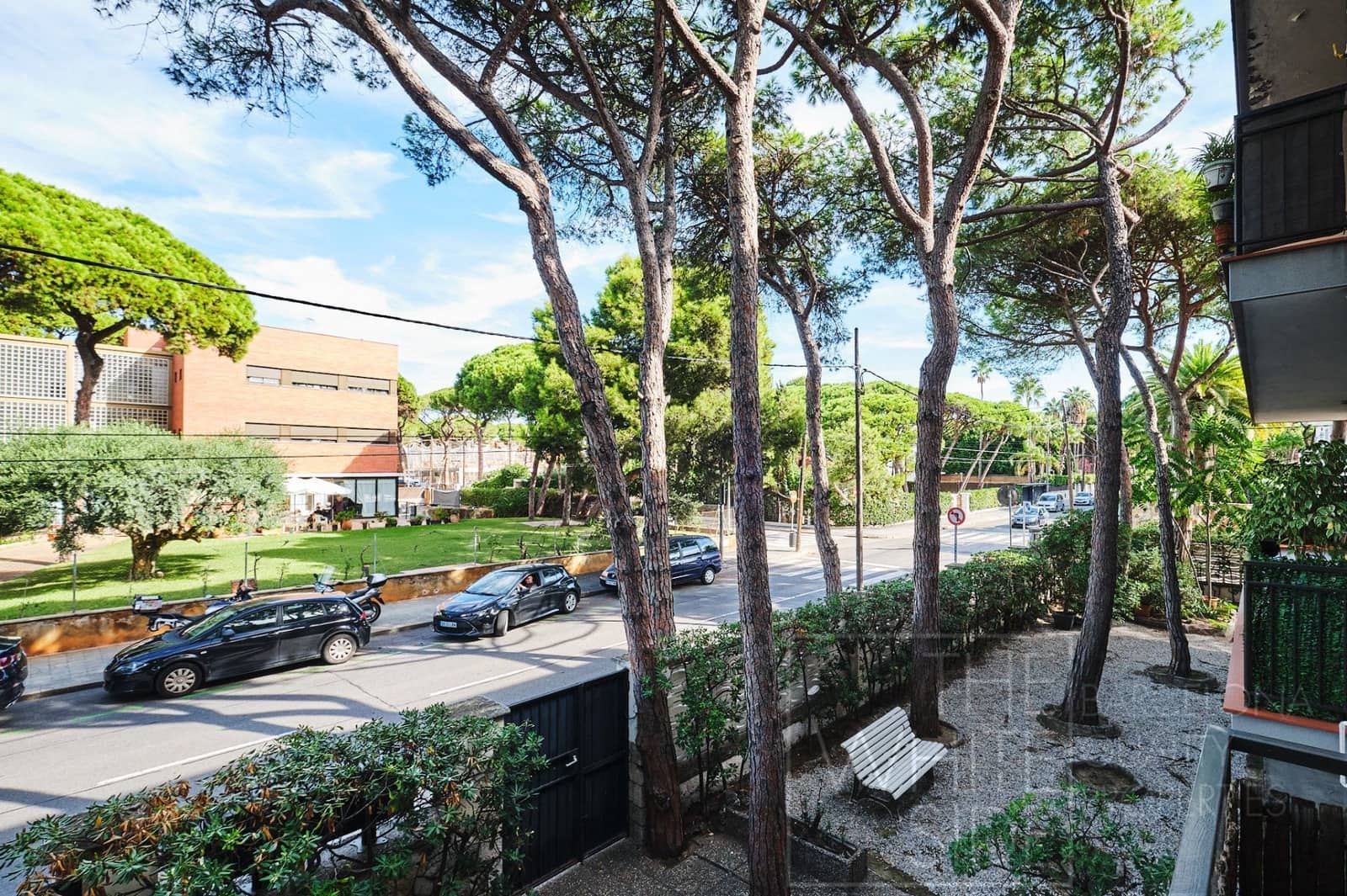 2 soveværelse Lejlighed til salg i Castelldefels med garage - € 395.000 (Ref: 9300549)