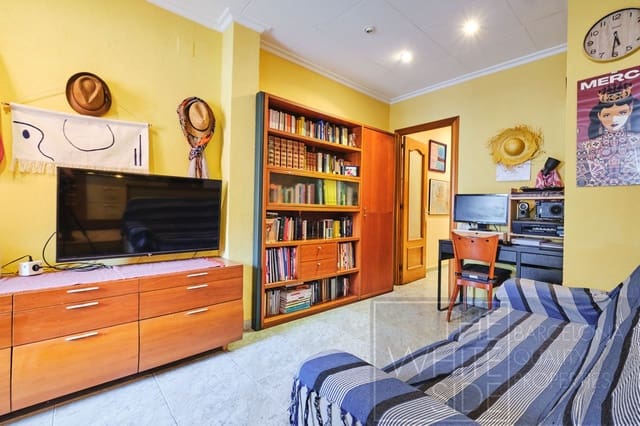 1 soveværelse Lejlighed til salg i Sant Antoni, Barcelona by med garage - € 287.000 (Ref: 9303100)