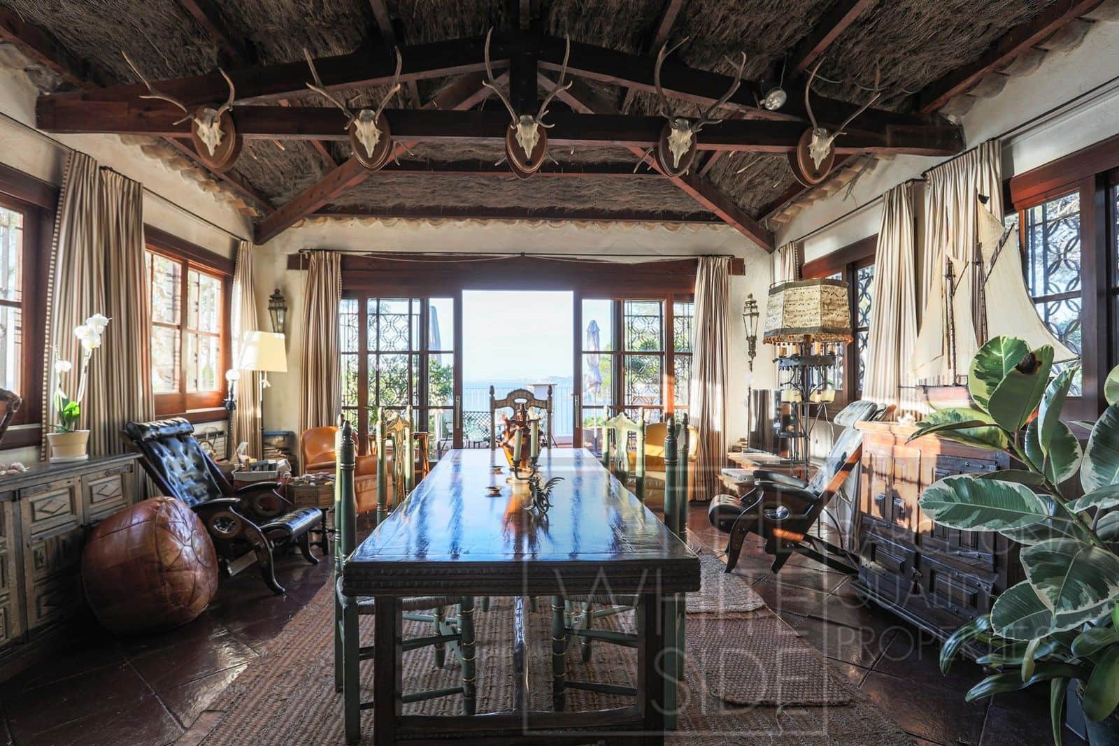 6 bedroom Villa for sale in Lloret de Mar with pool garage - € 3,500,000 (Ref: 9357090)