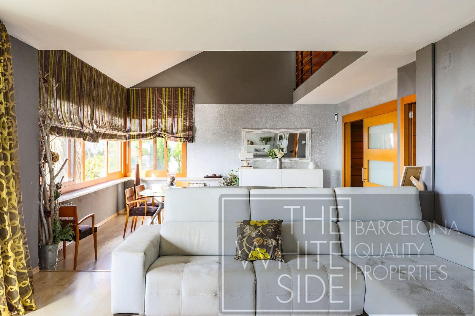 4 soveværelse Villa til salg i Palleja med swimmingpool garage - € 860.000 (Ref: 9358930)